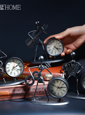 新品北欧ins风金属复古时钟摆件创意个性客厅Q卧室房间床头装饰品