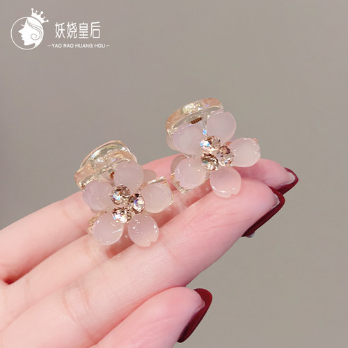 新款2025花朵抓夹迷你小号前额碎发抓少女发夹子樱花粉鲨鱼夹发饰 - 图0