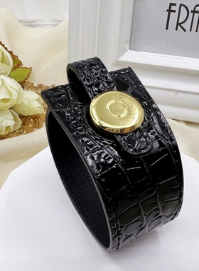 欧美夸张女漆皮鳄鱼纹手镯复古风