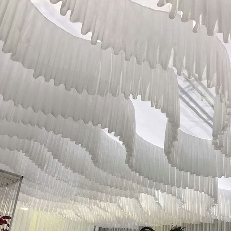婚庆吊顶布幔婚礼舞台s吊顶布云顶纱吊顶白色纱幔大棚婚礼装饰_虎窝淘