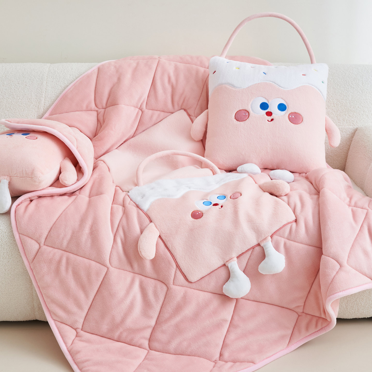 抱枕被子两用加厚办公室午睡枕头折叠毯子二合一汽车沙发靠枕车载 - 图2