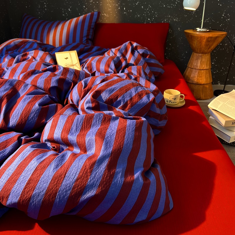 高级感简约红蓝撞色条纹皱皱纱被套四件套柔软1.5m宿舍床单三件套 - 图1