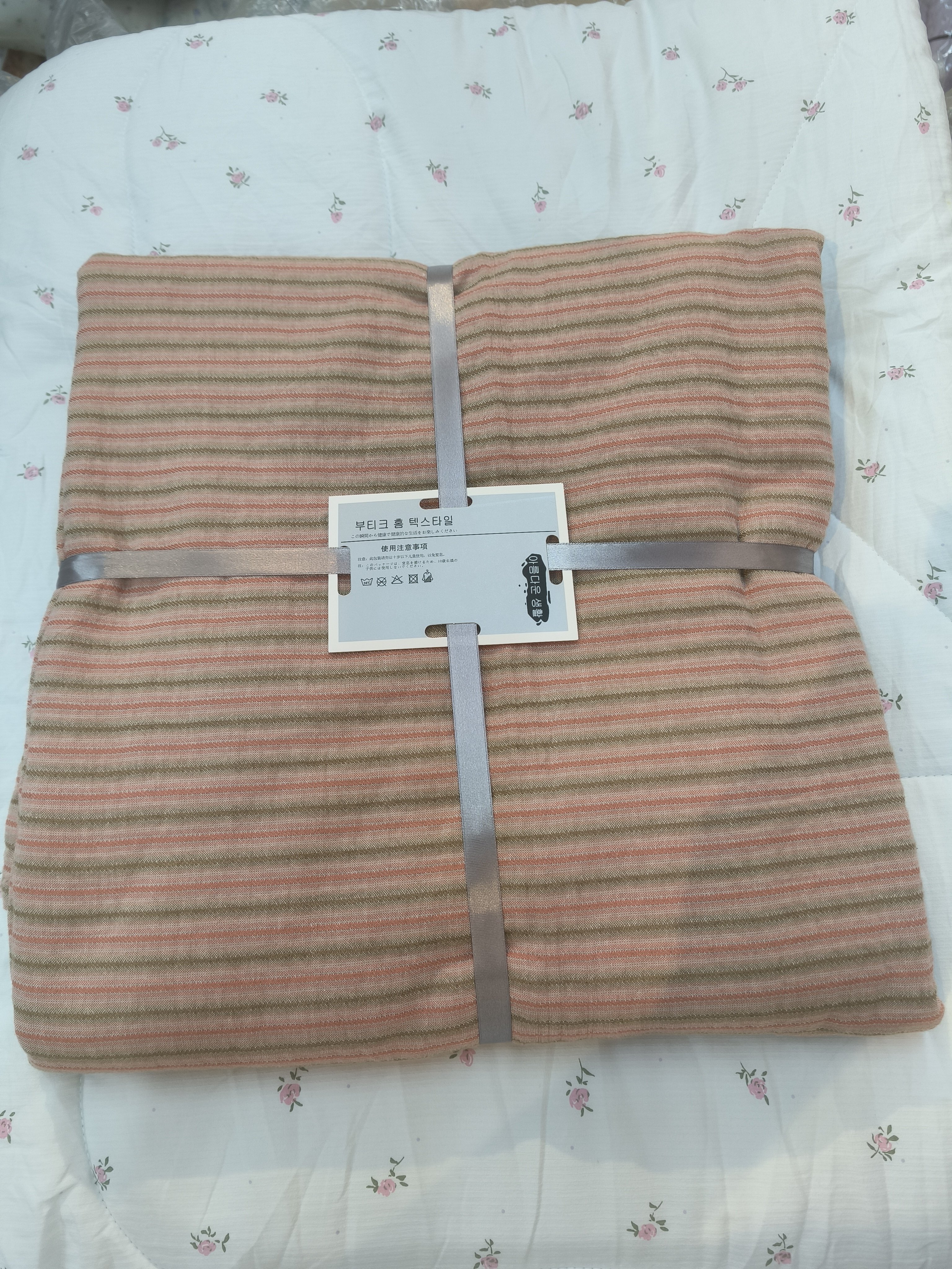 实体店沐瑟纯棉四层纱布水洗双人卡通小兔小熊刺绣毛巾被盖毯床盖,淘宝优惠券,粉丝福利购,淘宝优惠卷