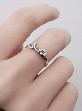 s925纯银复古时尚立体桃花女戒指