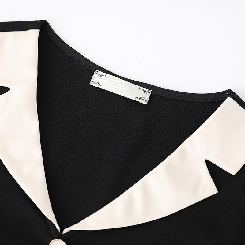 大码女装韩版宽松v领显瘦潮连衣裙 云妃秀大码女装