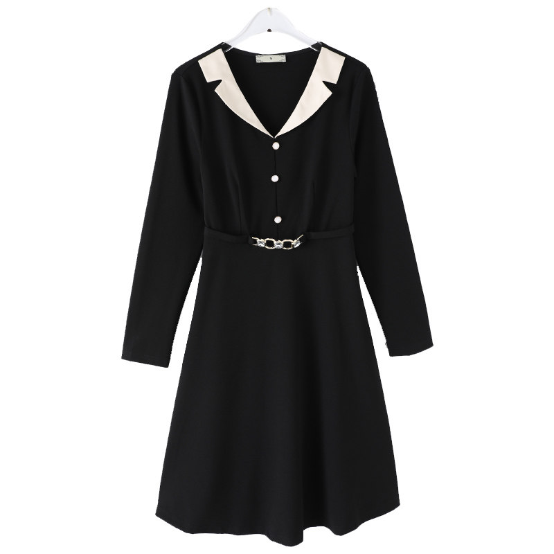 大码女装韩版宽松v领显瘦潮连衣裙 云妃秀大码女装