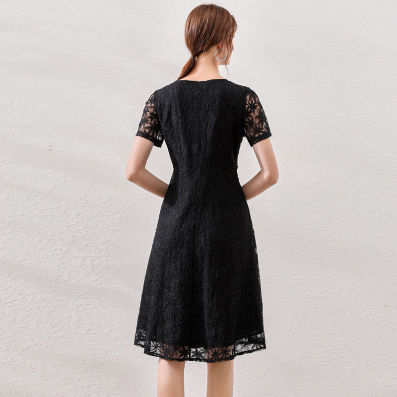 韩版宽松v领洋气大码女装潮连衣裙 云妃秀大码女装