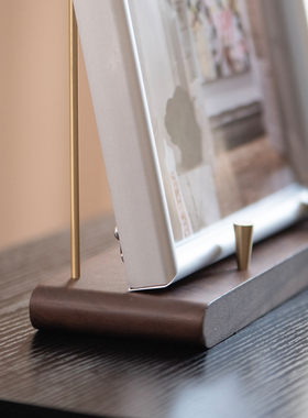 画框展示架，让每幅作品都有舞台