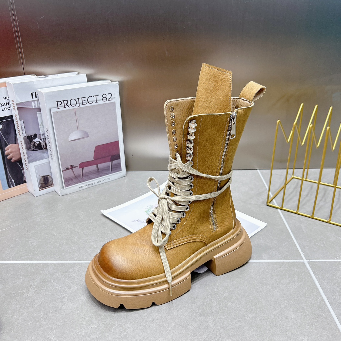 欧洲站2025秋季新款中筒马丁靴厚底松糕系带圆头真皮大黄靴短靴女 - 图3