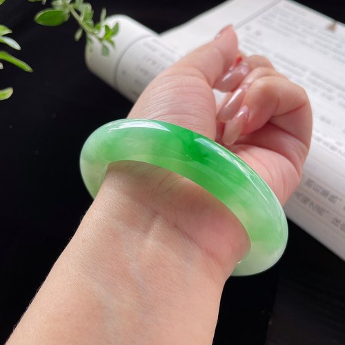 2025天然缅甸翡翠A货糯冰阳绿正圈手镯61圈口0717E10 - 图2