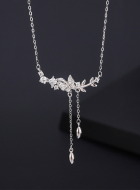 蝴蝶花朵流苏项链女款高级感配饰