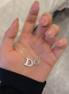 银色字母项链女款2026新款