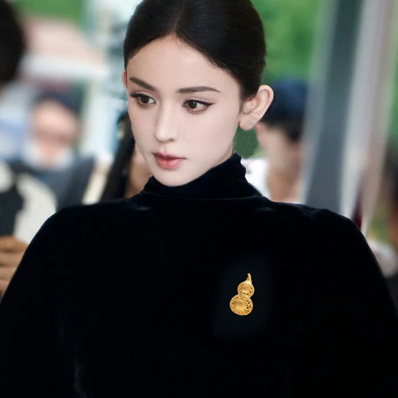 金色葫芦胸针女新款高端精致气质别针高档轻奢小众独特设计感配饰,淘宝优惠券,粉丝福利购,淘宝优惠卷