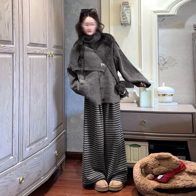 孕妇装秋套装孕妈高级感穿搭围脖毛衣两件套加绒条纹阔腿裤秋冬季,淘宝优惠券,粉丝福利购,淘宝优惠卷