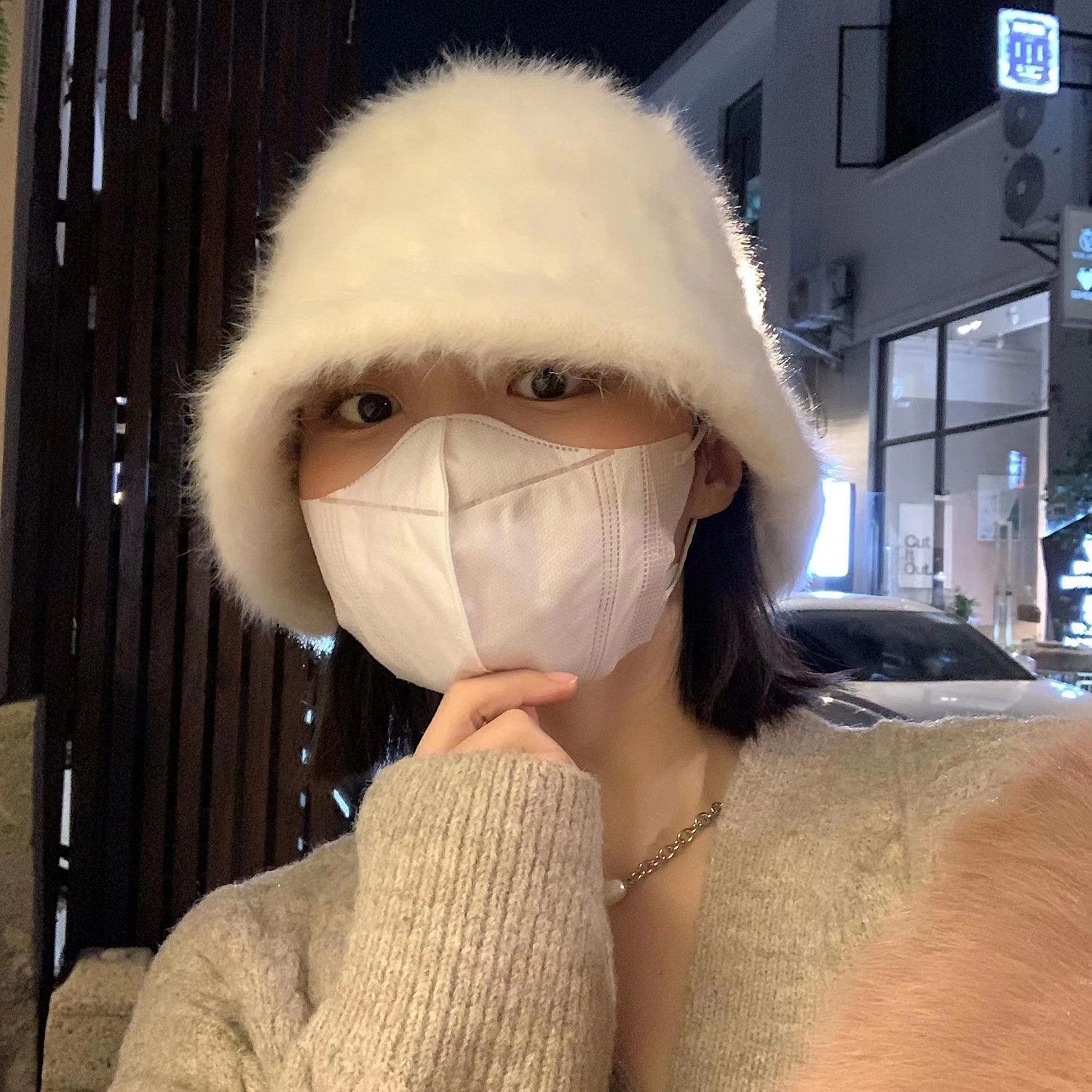 【1.19直播间15.9秒杀】白色兔毛渔夫帽子女冬保暖毛绒水桶帽,淘宝优惠券,粉丝福利购,淘宝优惠卷