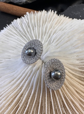 UMI家·轻珠宝/S925银镀真金·大溪地色施家珍珠耳钉法式优雅轻奢