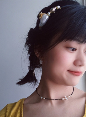 设计款黑尖晶锁骨链珍珠母贝