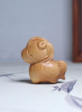 崖柏木雕小马驹手把件把玩生肖白龙马彩虹马工艺品马儿童装饰动物