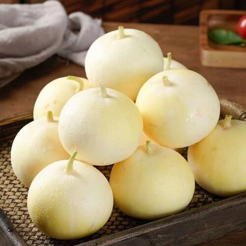 山东头茬早甜脆甜瓜星甜小蜜蜂甜瓜蜜罐香瓜新鲜脆瓜水果整箱包邮 - 图1