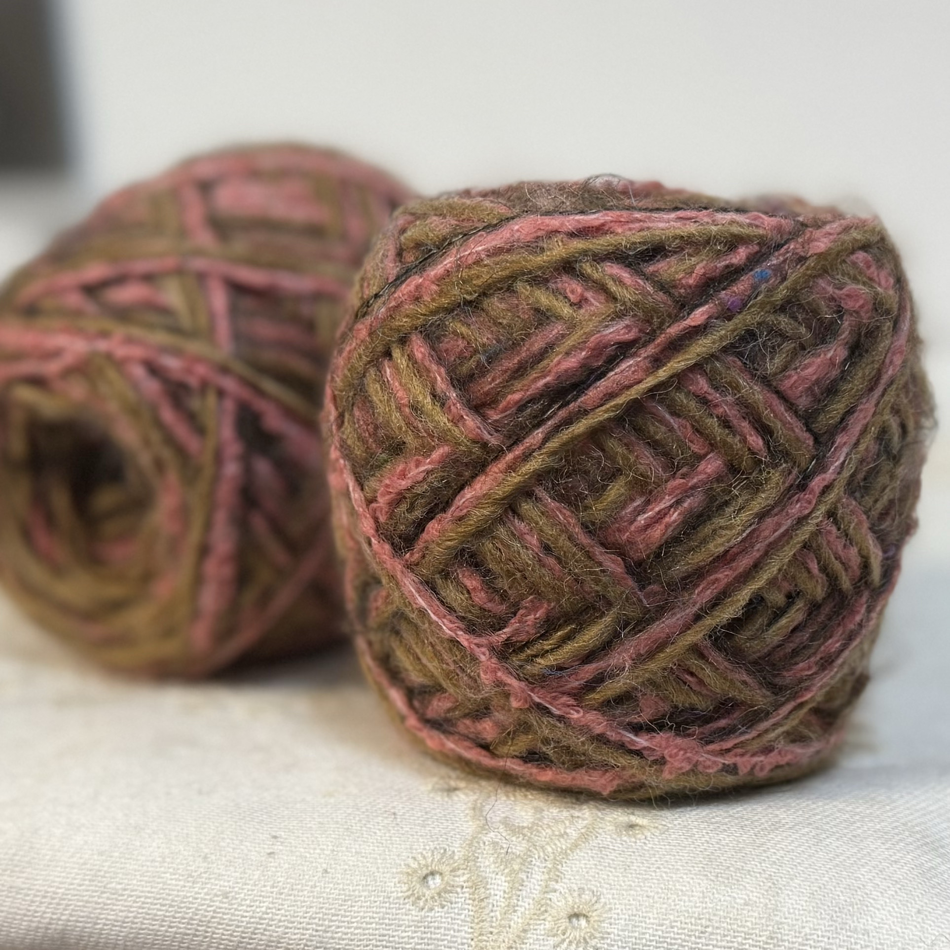 复古美拉德紫系手编特色羊毛手混线外套发卡衣服包围巾手工毛线团,淘宝优惠券,粉丝福利购,淘宝优惠卷