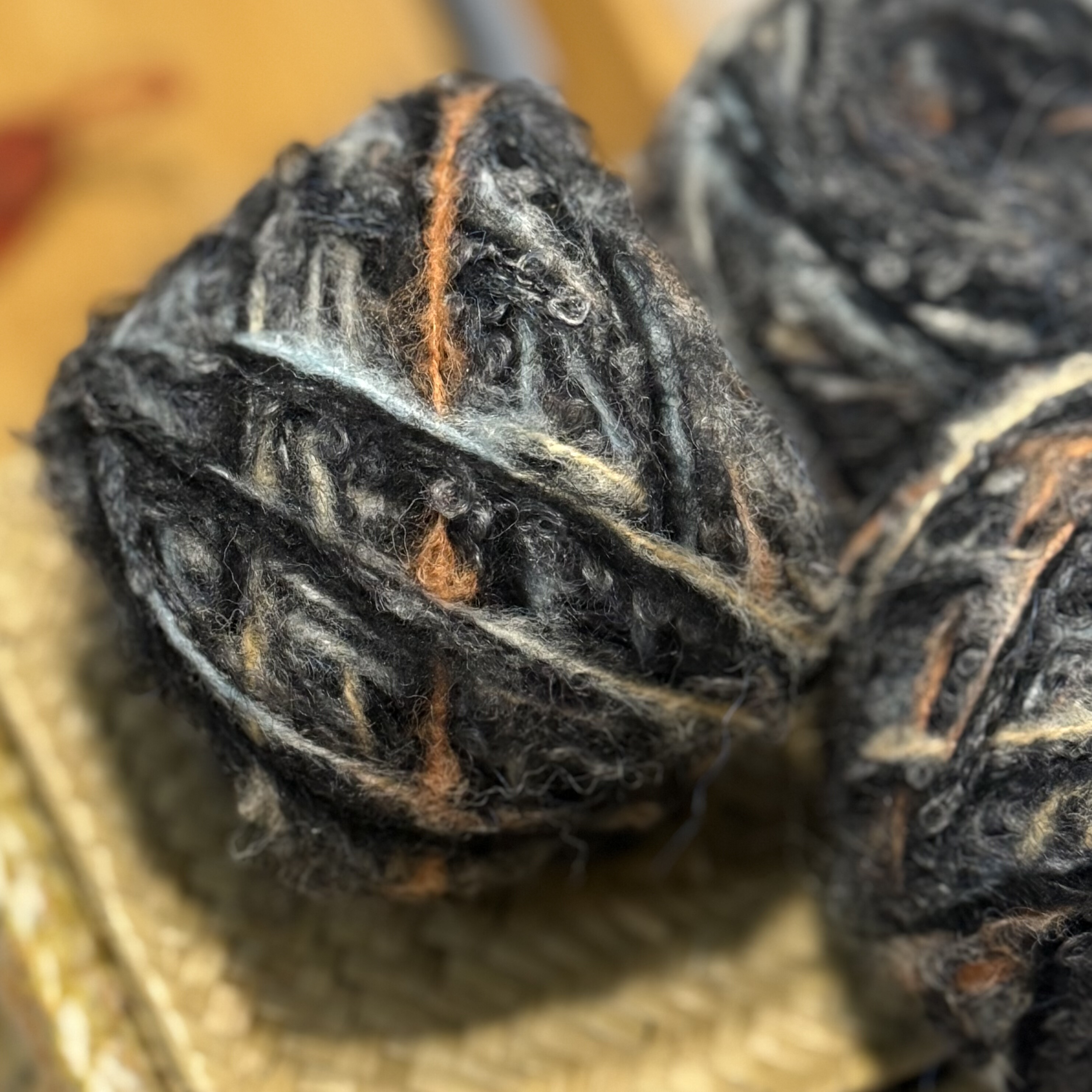 复古巴恩风黑色系油画感手编羊毛外套发卡衣服包围巾线团钩棒针,淘宝优惠券,粉丝福利购,淘宝优惠卷