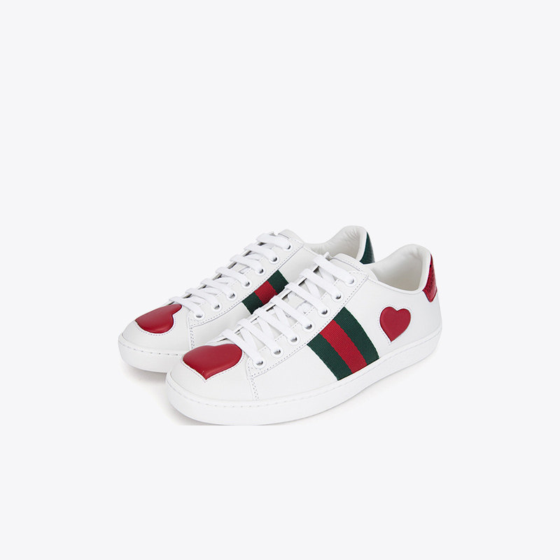 gucci /古驰爱心刺绣低帮休闲女鞋 万奢城休闲板鞋