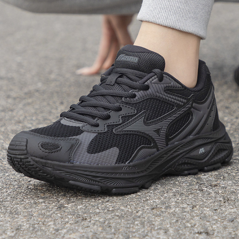  幸运叶子跑步鞋