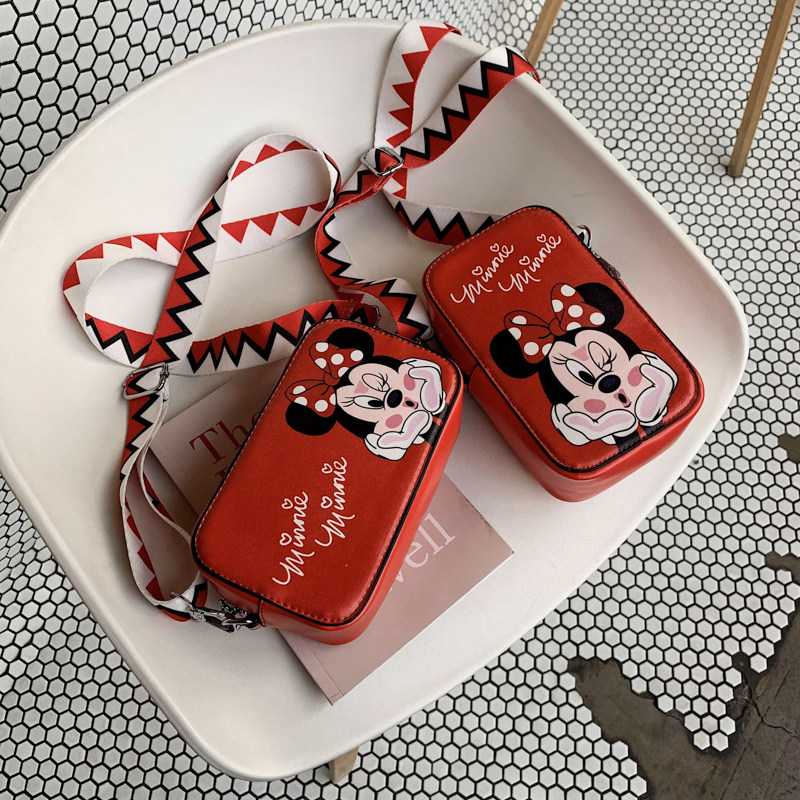 潮韩版流行印花卡通单肩包洋气女包 芊百色女士包袋