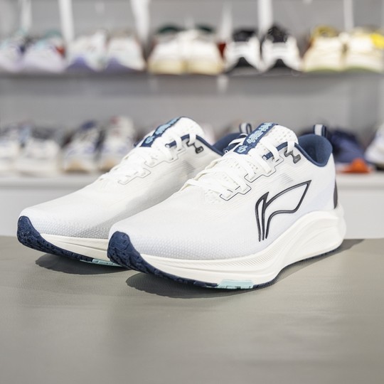 李宁赤兔8跑步鞋男子2025新款轻量减震回弹竞速训练跑鞋ARPV001