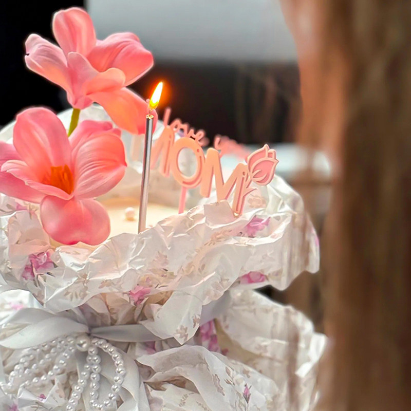 网红母亲节仿真花束蛋糕装饰小紫花雪莉纸包装粉白MOM亚克力插件,淘宝优惠券,粉丝福利购,淘宝优惠卷