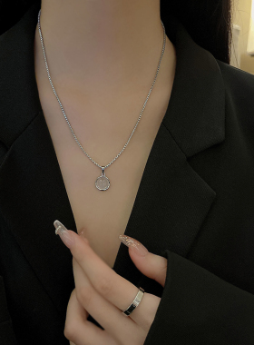 猫眼石圆圈吊坠项链伊茵