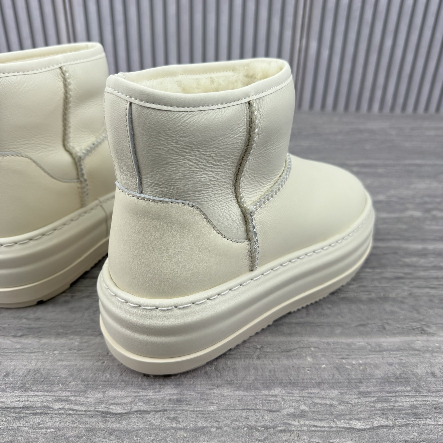 乐魔2025冬季新款欧洲站欧货真皮女厚底松糕底加绒羊毛雪地靴短靴,淘宝优惠券,粉丝福利购,淘宝优惠卷