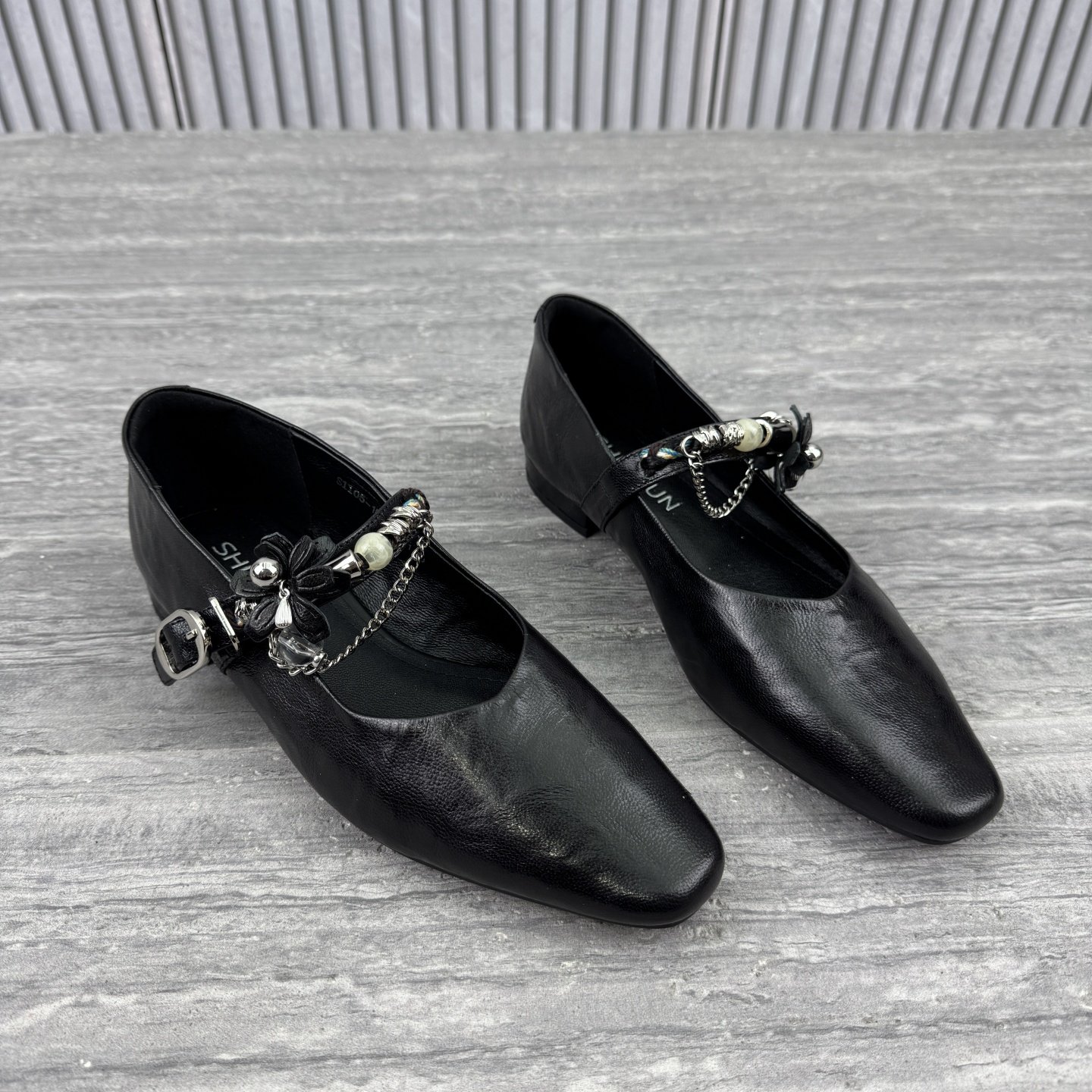 2026春季新款欧货欧洲站复古真皮玛丽珍鞋女一字扣带平底百搭单鞋,淘宝优惠券,粉丝福利购,淘宝优惠卷