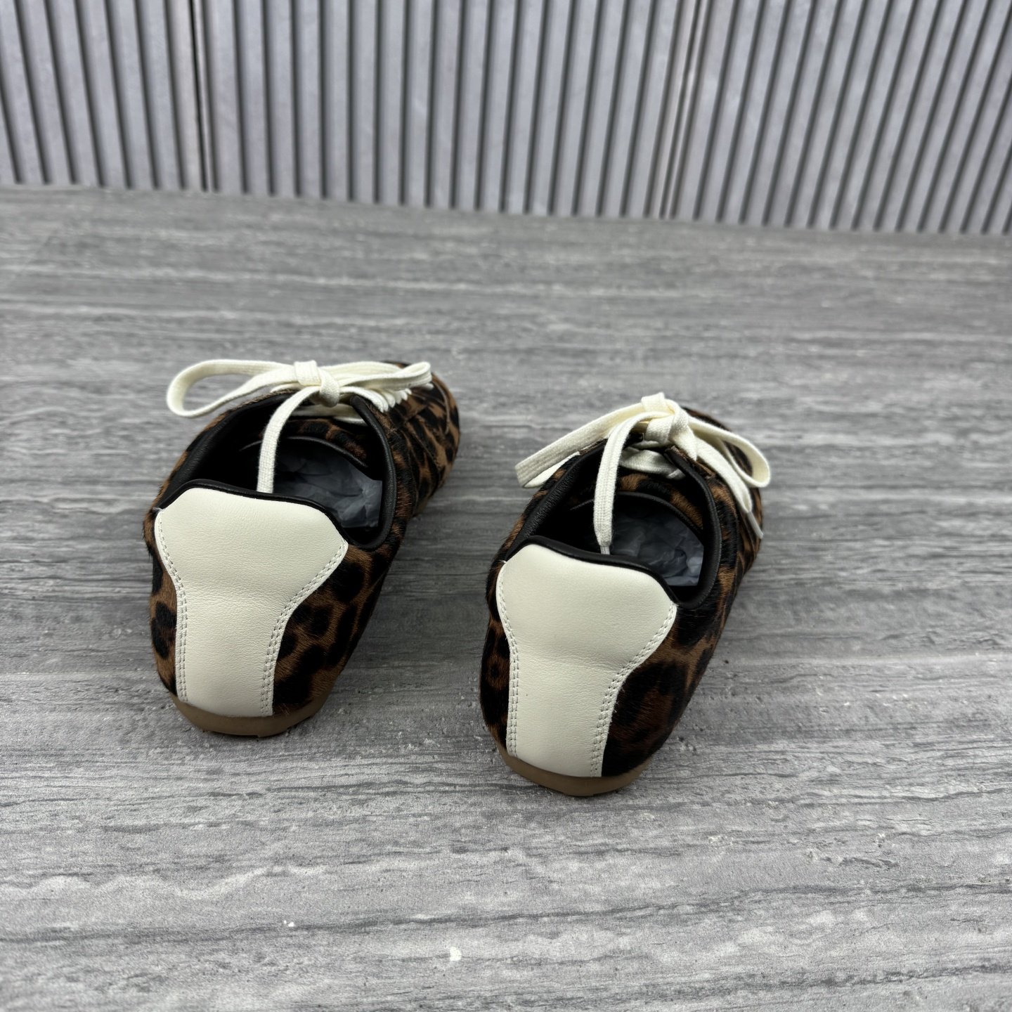 欧货欧洲站复古德训鞋女2026春季新款拼色系带平底休闲亮片运动鞋,淘宝优惠券,粉丝福利购,淘宝优惠卷