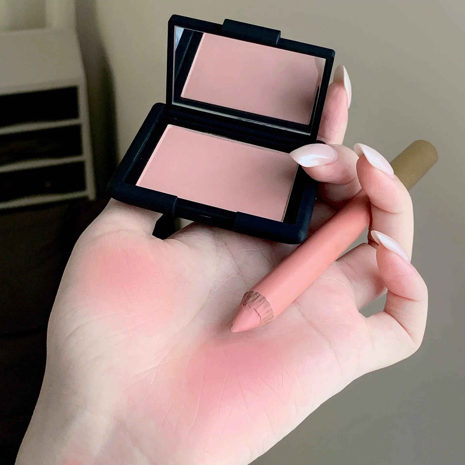 jeden同款!双头腮红笔修容笔多用棒2025新款爆款膨胀收缩杏粉色o,淘宝优惠券,粉丝福利购,淘宝优惠卷