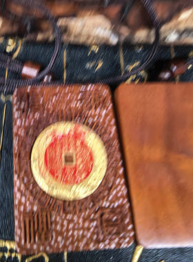 道家用品天官赐福枣木牌吊坠枣木吊坠挂件精雕镶嵌山鬼钱手工木牌