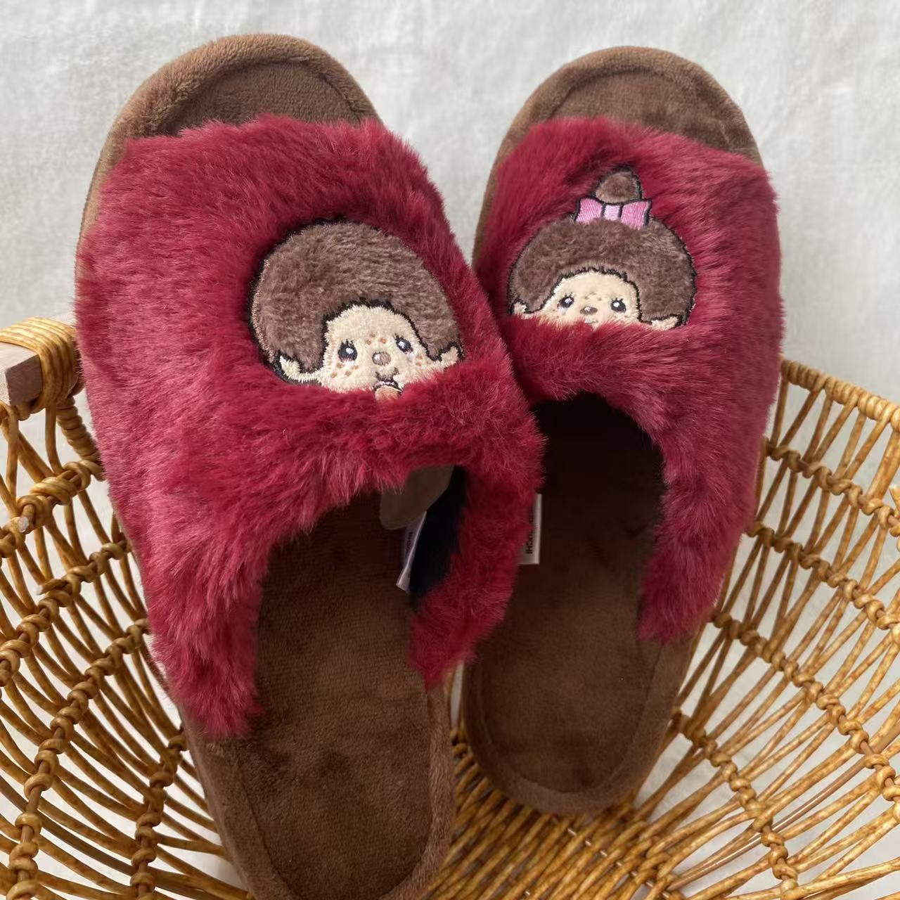 包邮日本售1500日元 重工刺绣前开口女士地板拖鞋室内鞋居家鞋 - 图0