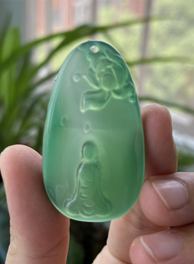 男女玉髓福瓜项坠菠菜绿