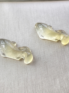 男女玉髓瑞丽锦鲤玉坠天然