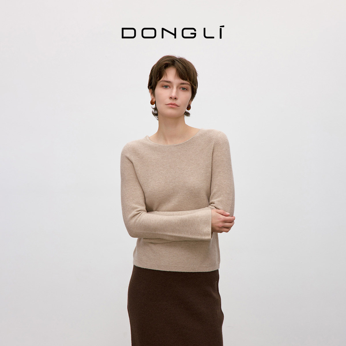 东黎 山羊绒 你本珍贵 一滴露 女士圆领珍珠扣套衫针织打底衫5377,淘宝优惠券,粉丝福利购,淘宝优惠卷