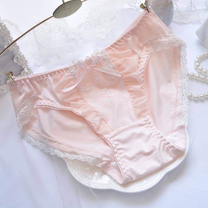 3条包邮日系刺绣小清新少女可爱飞边中腰三角无痕女式内裤M-XXL,淘宝优惠券,粉丝福利购,淘宝优惠卷