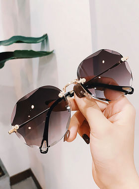 墨镜切边圆形复古风无框太阳镜