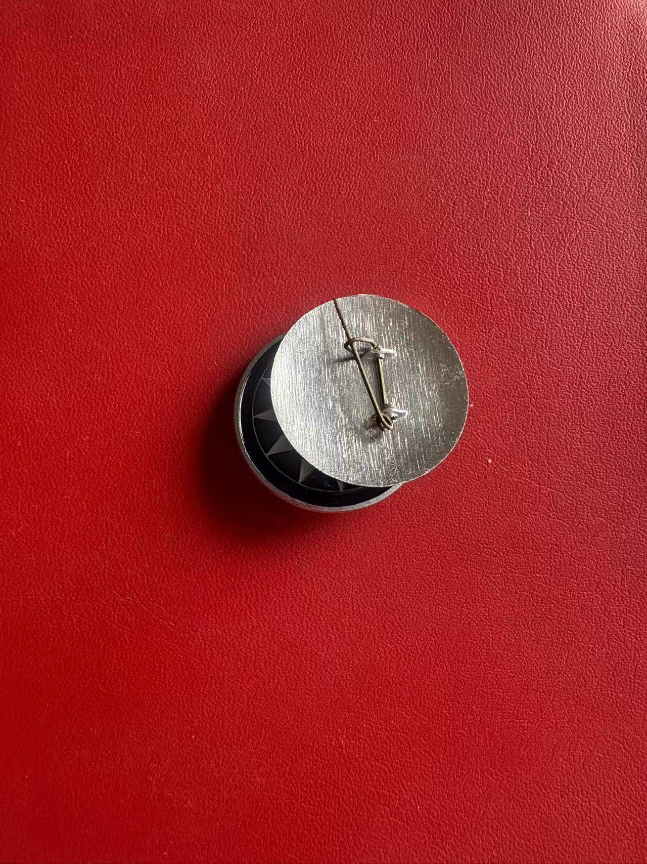 古玩古董收藏精品 3cm  像章微章纪念章带别针复古影视道具老勋章,淘宝优惠券,粉丝福利购,淘宝优惠卷