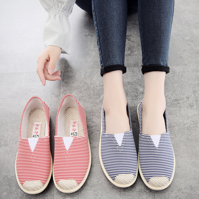 2024春夏秋季老北京布鞋女鞋子休闲帆布鞋中年妈妈透气一脚蹬网鞋