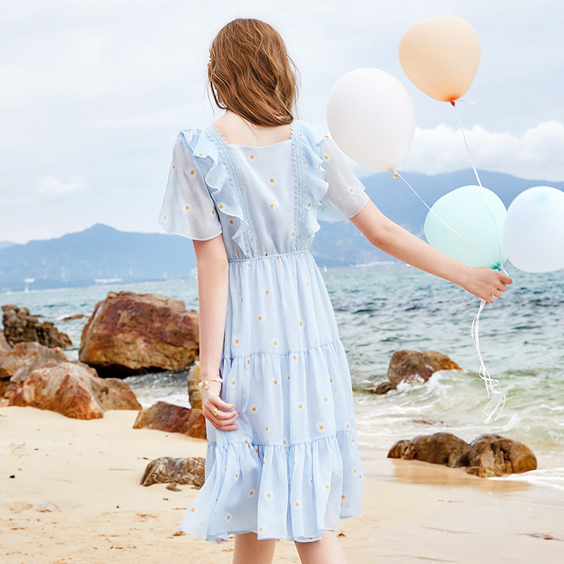 碎花雪纺2020夏季新款方领显瘦气质 百达依莉连衣裙