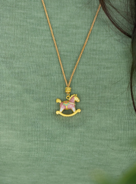 金色小马足银999.9马年珐琅项链