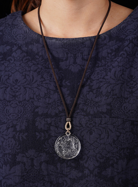 视频祝福白水晶九尾狐吊坠招桃花