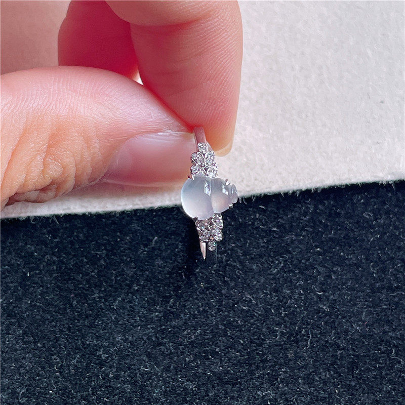 New product in September Hongyu Jadeite 18k gold inlaid ice seed white ice lucky gourd exquisite ring A940910