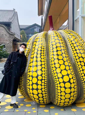 草间弥生波点南瓜气模网红店铺广场景区民宿拍照打卡点装饰大摆件