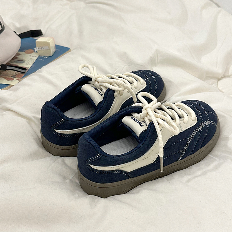 百搭2025春季新款休闲运动鞋女复古软底德训鞋圆头平底女小白鞋子 - 图1